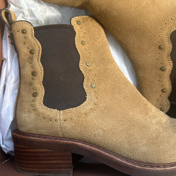 COACH Bowery Chelsea Boot - Picture 5 of 11